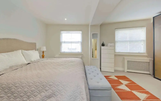 2 Bedroom Mews House, Marble Arch