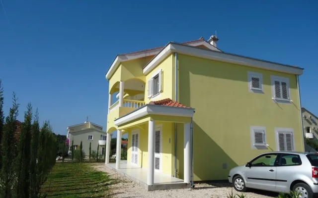 Mirjana - With Parking - A2