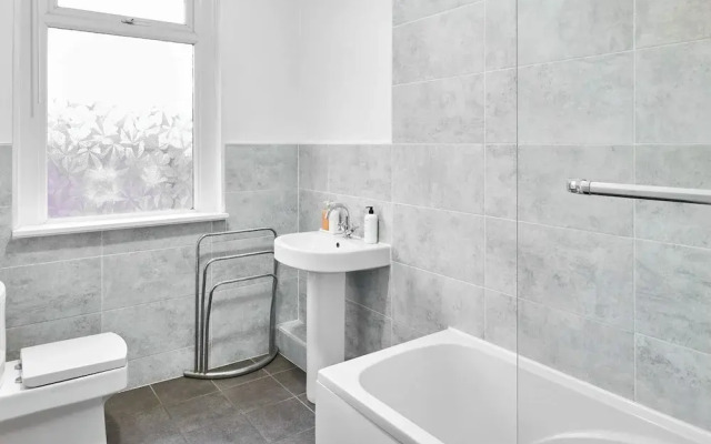 Host Stay Thurstane Street