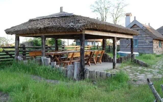 Pension Tado Letea