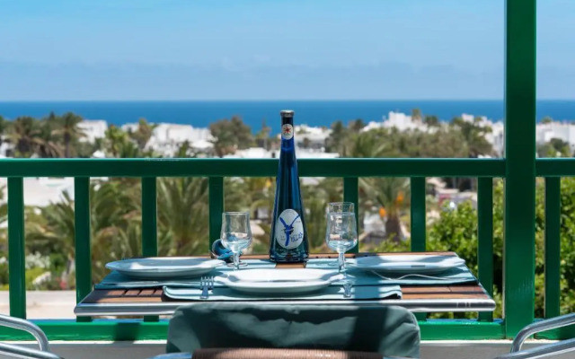 Golf y Mar Suites
