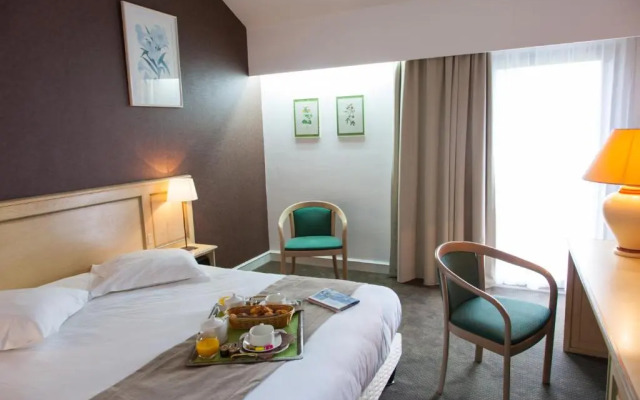 Le relais fleuri, Hôtel et restaurant Logis - Avallon