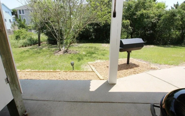 The Green Wave Home by RedAwnin