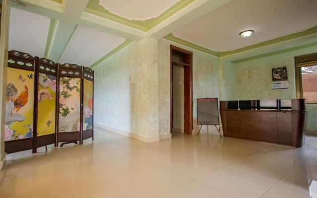 Tesh Hotel