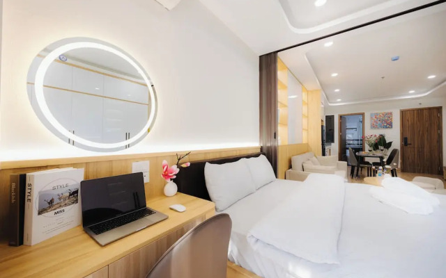 Wisteria Luxury Apartment