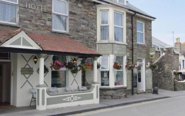 Tintagel Arms Hotel