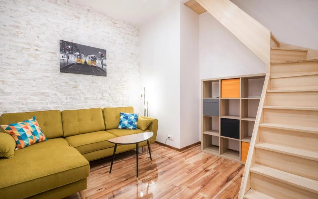 Architecture Fan's Apartment near Opera House