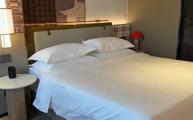 ChaozhouMercure Lanyue ( Hanshan Normal University)