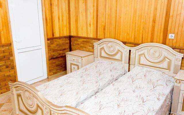 Palmovy Dvor Guesthouse