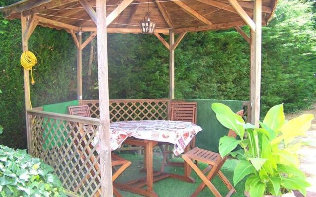 Gîte La Chapelle-aux-Choux, 3 pièces, 4 personnes - FR-1-410-155