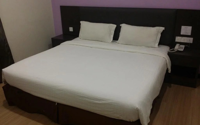 MJ Hotel
