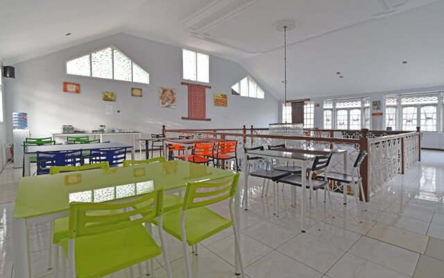 RedDoorz Plus @ Mahendradatta Denpasar