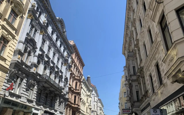 Großzügiges Apartment mit Lounge nähe Naschmarkt