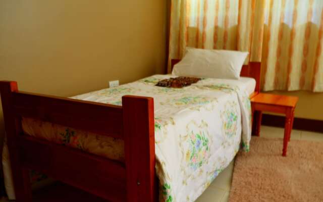 Mama Thea Homes - Hostel