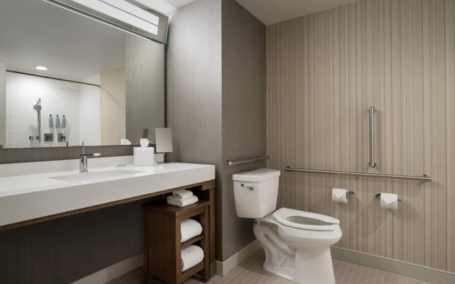 Courtyard By Marriott Nanaimo
