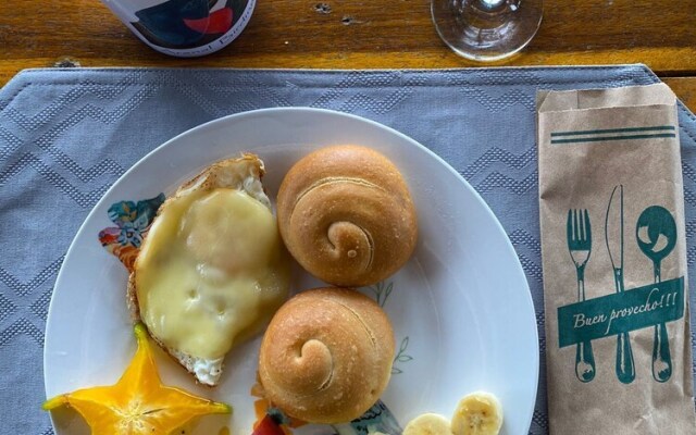 Birds & Breakfast