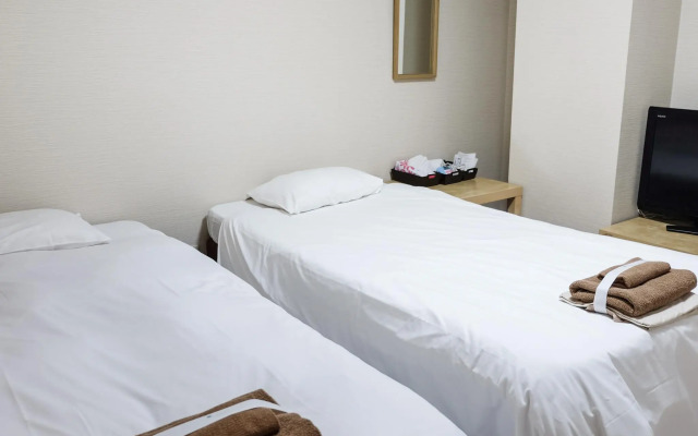 Hotel Empire In Shinjuku