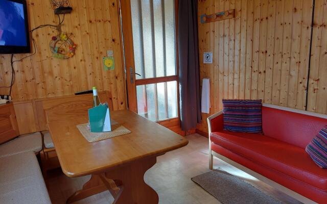 Apartment in Saint-Maurice-sur-Moselle with balcony