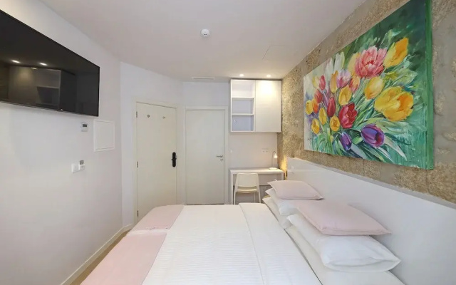 FLH Porto Downtown GuestHouse