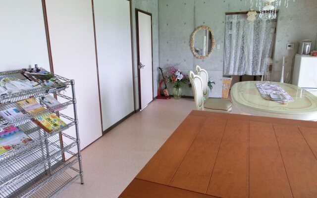 Miyakojima Pension light-mother