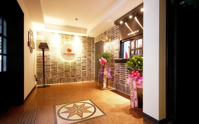 Mango Hotel