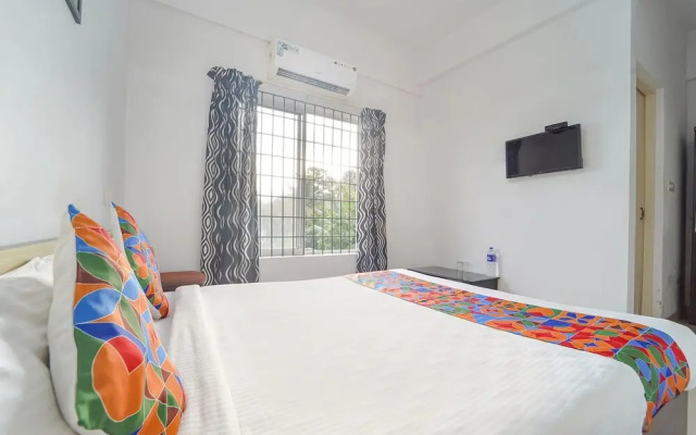 Fabhotel Reem Residency