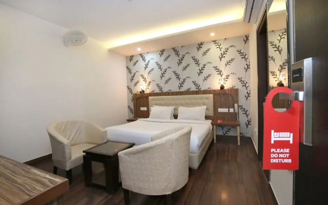 Tricity Relax Inn by OYO Rooms