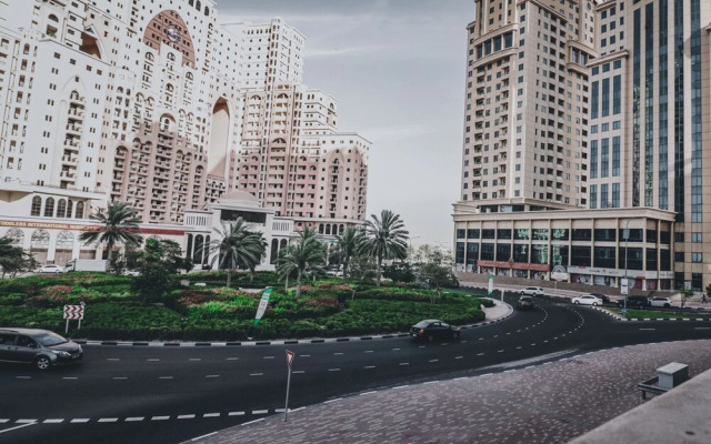 St-Spring Oasis Tower-124 by bnbme homes