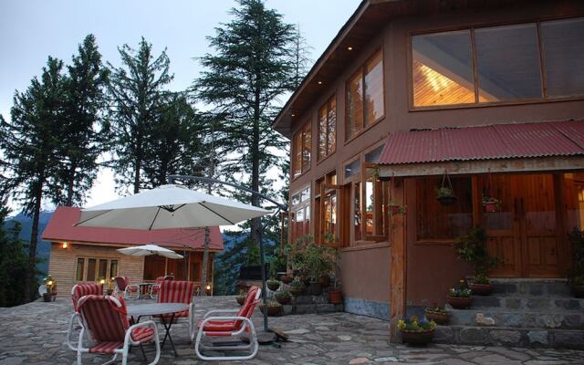 Pine Park Glade Resort Shogran
