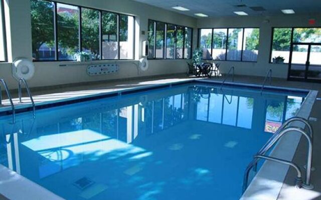 Hampton Inn Indianapolis-East