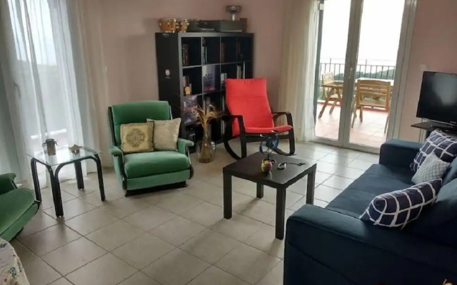 Greg's apartment