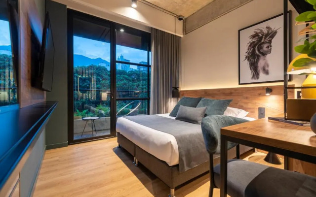 Hashtag 98 Hotel By Jalo