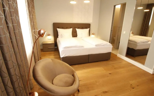 Amelie N°1 Hotel & Appartements