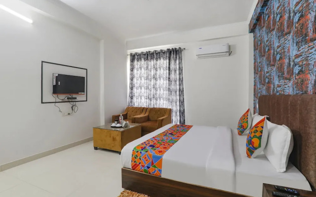 Fabhotel The Villa I