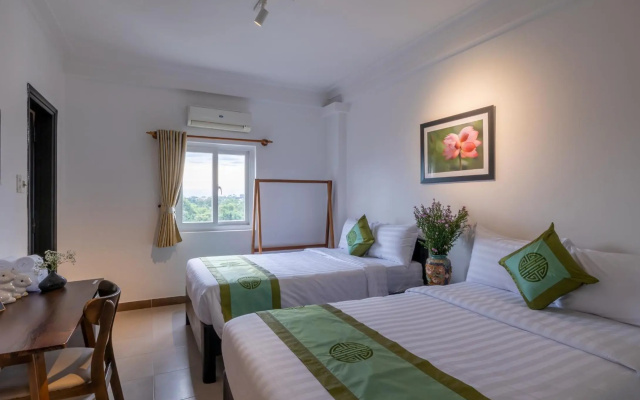Purple Hue Charming Riverside Hotel – Guest Rooms – Hue