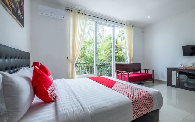 OYO 929 Uluwatu Suites