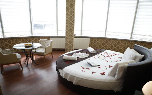 Silivri Safir Hotel & Resort Beach And Restaurant