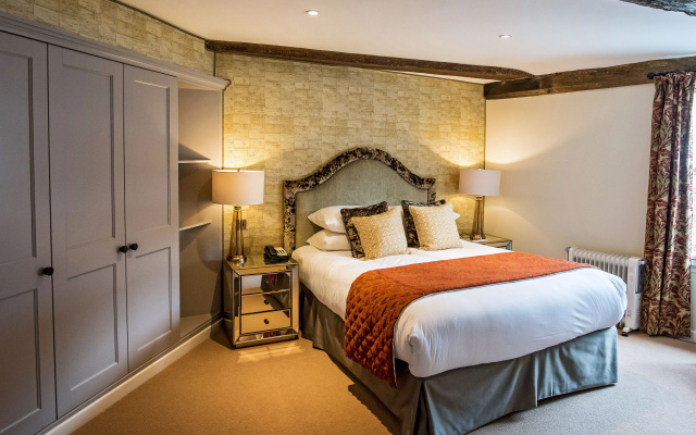 The Maids Head Hotel