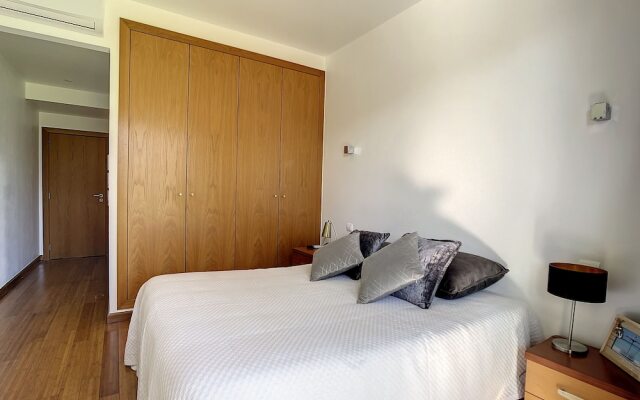 Aparts & Suites summer cascade Alvor