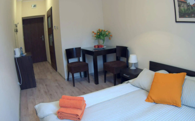 BedRooms Piotrkowska 64