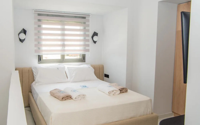 Sunrise Villas Collection