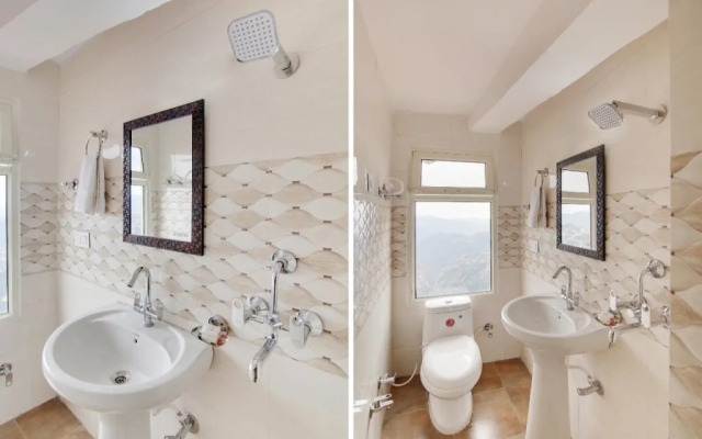 Broadway Grand by OYO Rooms