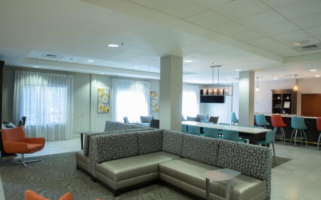 Holiday Inn Hotel & Suites Raleigh / Cary by IHG