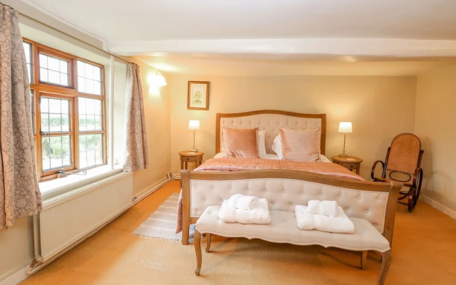 Manor Farm House
