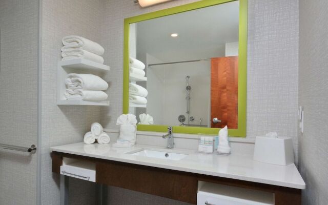 Hampton Inn & Suites By Hilton Charlotte North I 485