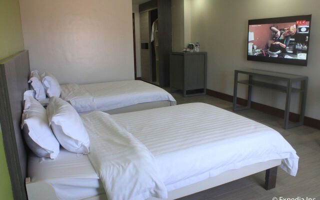 Newtown Plaza Hotel