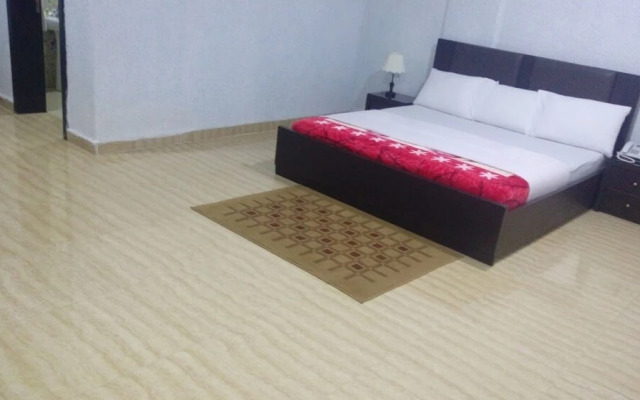 Tahir Guest Palace