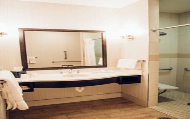 Hilton Garden Inn Auburn