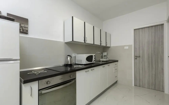 Apartments Maria 821