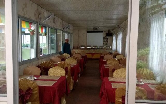 Hotel Milarepa